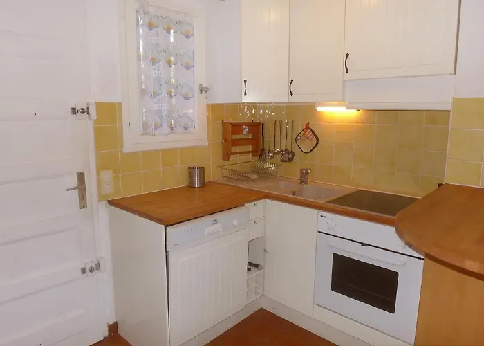 דירה Super Ile Rousse By Interhome